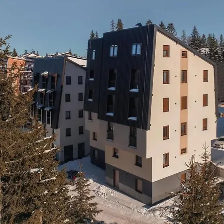 Pahulja Apartament *